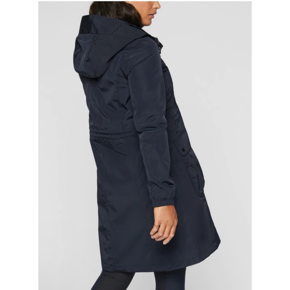 Athleta Ballard Waterproof Parka Jacket in Black - Picture 3 of 9